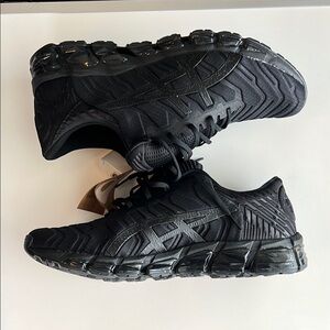 ASICS Men's Black Running Shoes